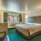 Coachman Inn