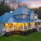 Spacious Murphy Home with Game Room and Fire Pit!
