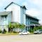 Sepon Hotel