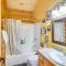 Spacious Fairplay Log Home with Patio and Fire Pit! - فيربلي