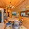 Hot Tub and Fire Pit Albrightsville Log Cabin!