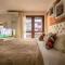 Splendid loft with suite and second room with services