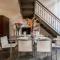 Splendid loft with suite and second room with services