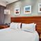 Protea Hotel by Marriott Pretoria Hatfield - Претория