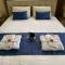 11 Suites - Golden Sunrise Suite