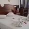 Elpis Rooms