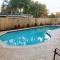 Amazing 5 Bedroom Pool Home ~ Great Location! - ميرامار