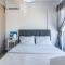 Maryam's 2-BR Apt Facing Larnaca Harbor W/ Pool