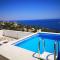 BLU SUITE COTTAGE SUL MARE e SWIMMING POOL