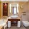 Grand Hotel Vilnius, Curio Collection by Hilton