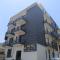 Hotel Lake View - Near Sukhna Lake