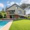 Souvenirs architect's house with pool and garden - Écully