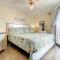 Beachfront Oceanview Unit - Pool & BBQ, Steps to Flagler - New Smyrna Beach