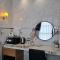 Sky Tree Serviced Apartment at Bukit Indah With Netflix - 新山