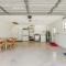 Screened Lanai and Heated Pool Spring Hill Home - Spring Hill