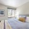 Lakeshore Townhome 20