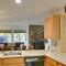 Charming Hidden Valley Resort Home Walk to Slopes - Champion