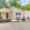 3 Mi to Downtown Home with Fire Pit in Forest City - فوريست سيتي