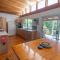 Treeside - Sleeps 6