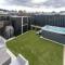 Riverside Lodge - Luxury Two Bedroom With Hot Tub