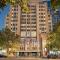 VAQUAY Gatsby In Melbourne CBD