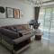 Serene Three-Bedroom Retreat in Unforgettable Setting - كيرينيا