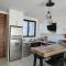 Serene Three-Bedroom Retreat in Unforgettable Setting - كيرينيا