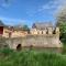 Château de la Faverie chambres d hôtes - Beaumont-Pied-de-Boeuf