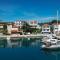 Exceptional Apartment Juniper, FIRST ROW TO THE SEA - Božava