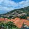 Kalderimi View House