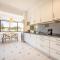 GuestReady - Apple beach hideaway with sea views