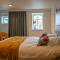 Meningate Lodge
