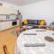 Gorgeous Apartment In Rab With Wi-Fi