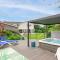 Ladywell Croyde - Super stylish large home with pool table, woodburner, pizza oven and Hot Tub Option, Sleeps 12 - Croyde