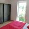 Spacious Penthouse Apartment Vindobona, panorama view to danube river & vineyard