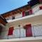 La Volpe Rossa Rooms and Apartments