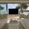 Cap d Antibes Villa contemporaine pied dans l eau - 昂蒂布