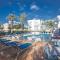 Pavlinia Hotel & Apartments