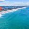 Entire Upper Oceanfront Masterpiece with Rooftop - San Diego