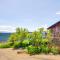 Modern Underwood Home with Deck and Mt Hood Views - Underwood