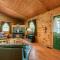 Blue Rose Cabins - Lincoln Log Cabin