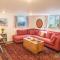 Gorgeous 1 Bedroom Space