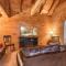 Blue Rose Cabins - Oleander Cabin