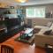 Cozy and modern 3 bedroom in central location!