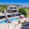 Villa Bay I near Medulin for 9 people with heated pool - playground & whirpool only 100 meters from the beach - pet friendly - Banjole