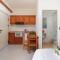 Santos Apartments & Studios