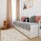 oompH Berlin 3BR Apt with Light Tones and Artwork - Berlin