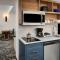 Candlewood Suites Burlington Conference Centre by IHG