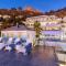 Clifton YOLO Spaces - Clifton Beachfront Apartments