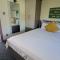 Dolphin Villa with Private Pool & Parking
